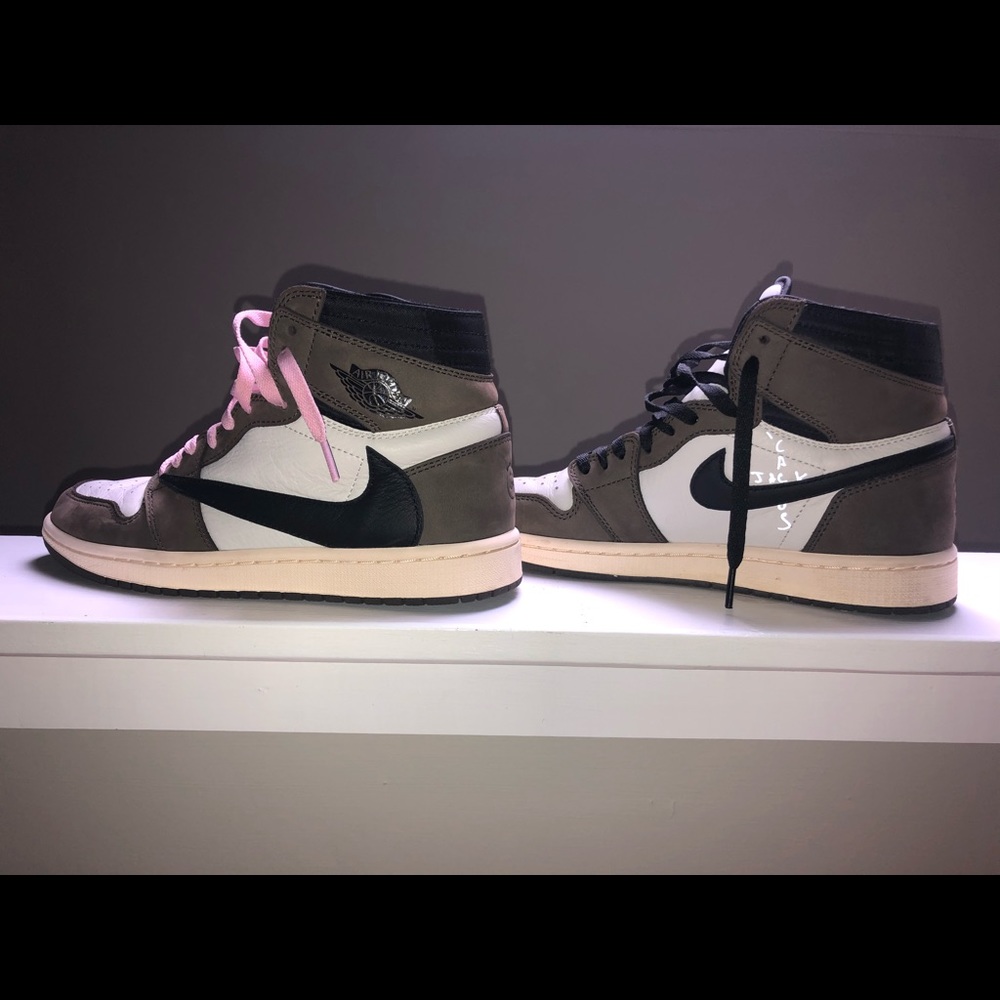 Travis Scott Cactus Jack Air Jordan 1 Retro